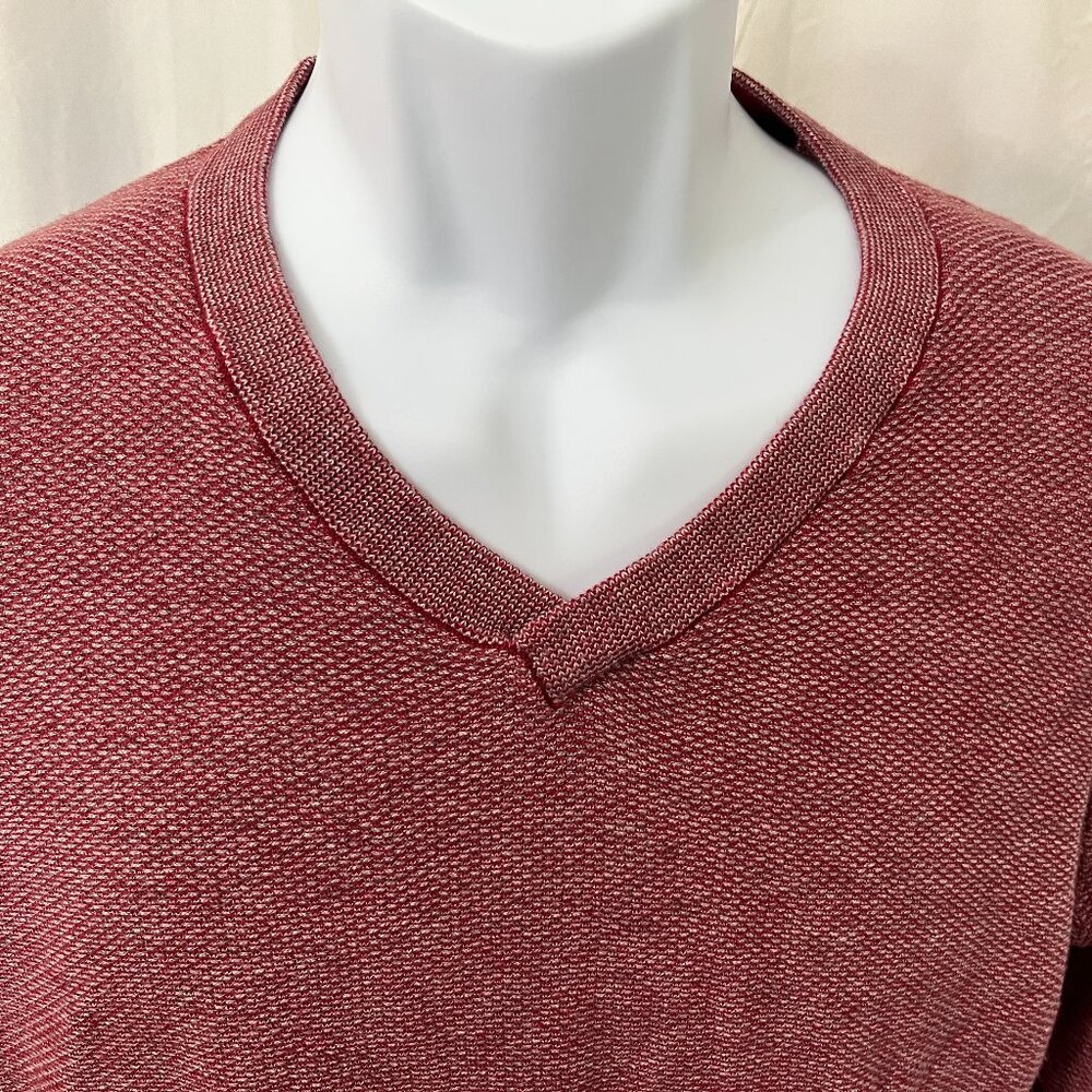 🧶 Hugo Boss Men’s Wool Blend Slim Fit V-Neck Sweater M Red Gray EUC 🔥